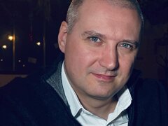 Barbat, 43 ani, serios, fara vicii